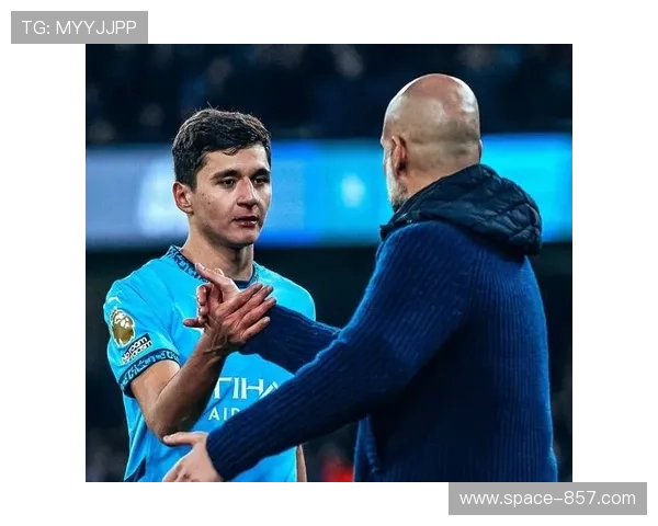 曼城变阵长传战术奏效，瓜迪奥拉弃控球至上哲学