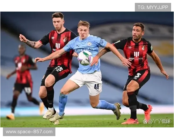 曼城伊蒂哈德球场迎战切尔西，焦点战牵动争冠格局